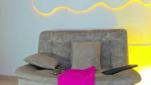 ArohomLester_ webcam