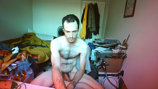 JohnnyMoves webcam