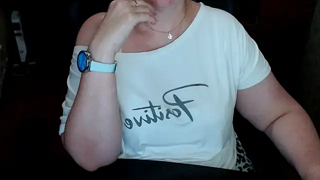 AlisaHot55 webcam