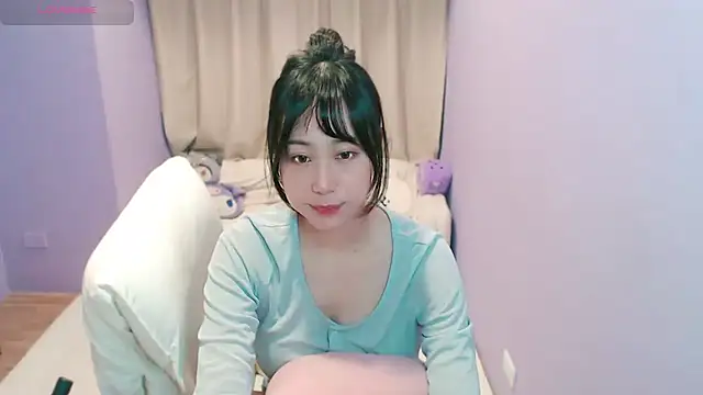 lingeringvoice webcam