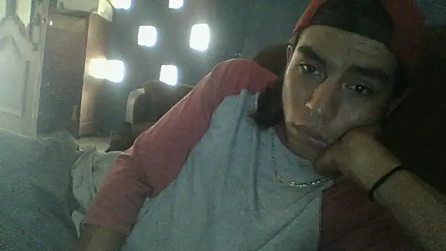 AlexAlejandro13 webcam