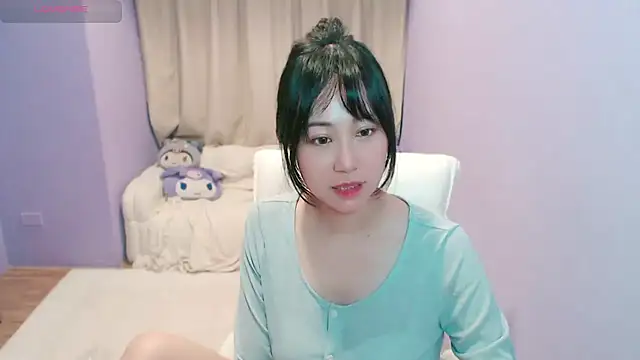 lingeringvoice webcam