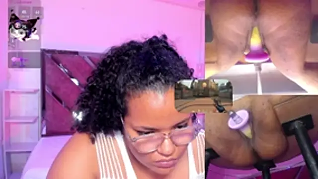 MhiaRey webcam