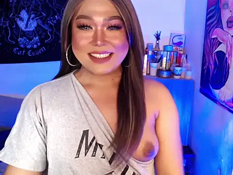 MelindaOnDuty_ webcam