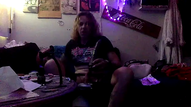 VanillaSnowcones live cam on StripChat