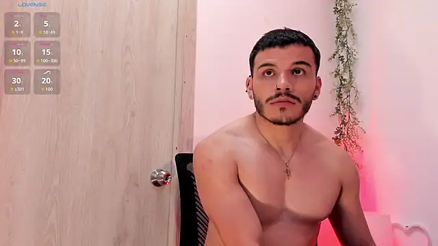 Lian_ferrer live cam on StripChat