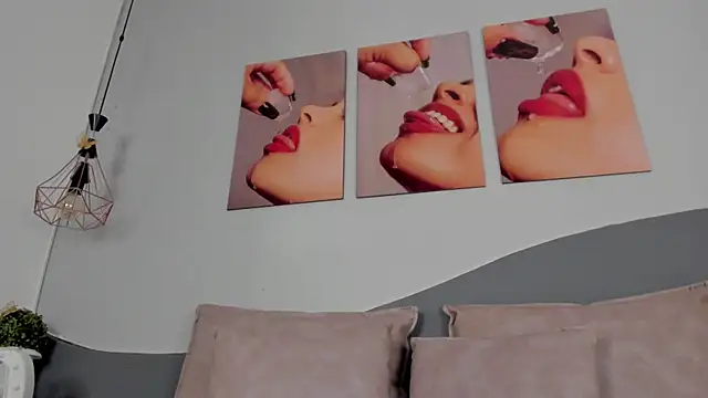 CannelaSmith webcam