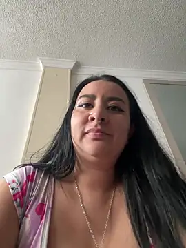 Abril_Luv webcam