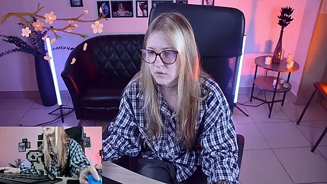lanafitch webcam