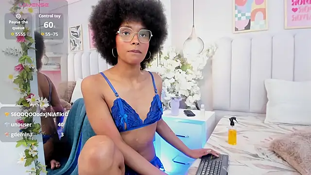 Megan__Hart_ webcam