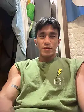 gooodboiii live sex cam