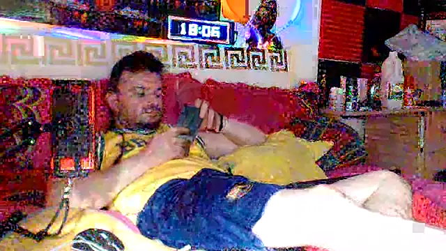 Hugec0ck007 webcam