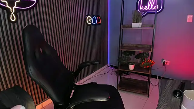Emily_robertss1 webcam