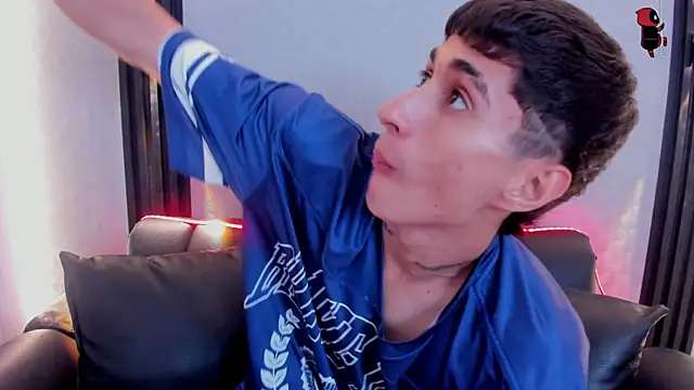 Dark_Valentino_ webcam