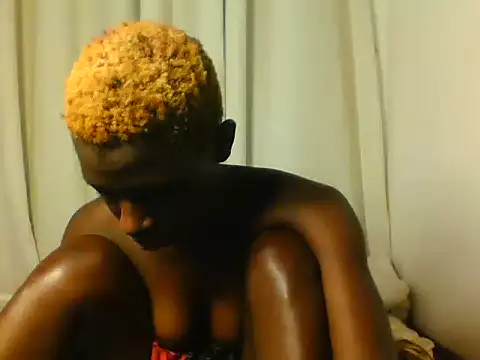 Goldy_petite webcam