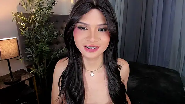 delightfulasianhugecock webcam