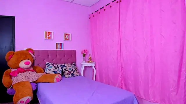 zara_cute webcam