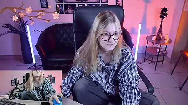 lanafitch webcam