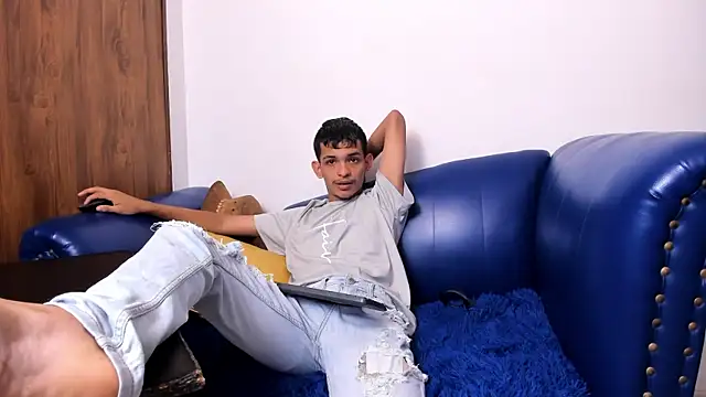 littlecum18 webcam