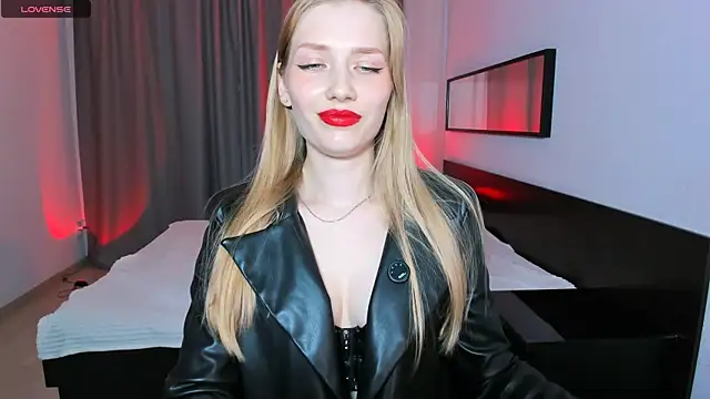 DakotaMabs live cam on StripChat
