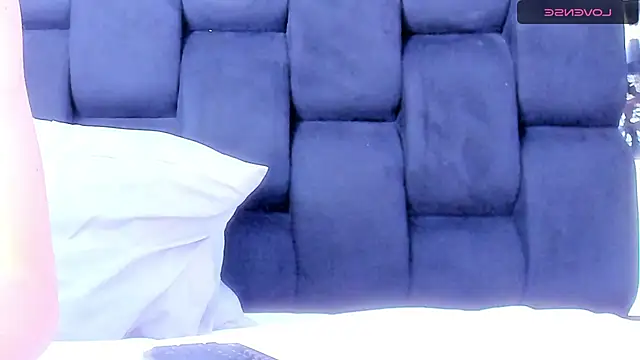 light_eyes_ webcam