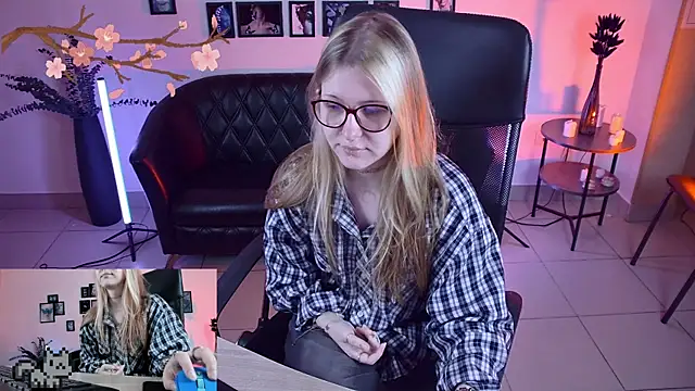 lanafitch webcam
