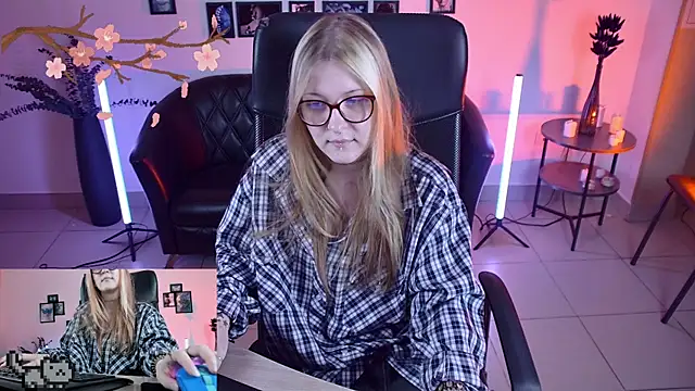 lanafitch webcam