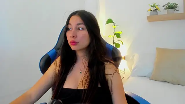 bella_99_ webcam