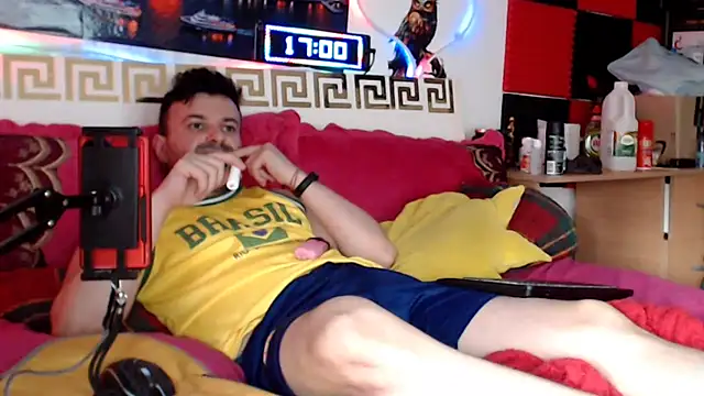 Hugec0ck007 webcam