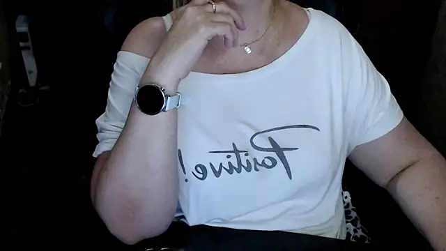AlisaHot55 webcam