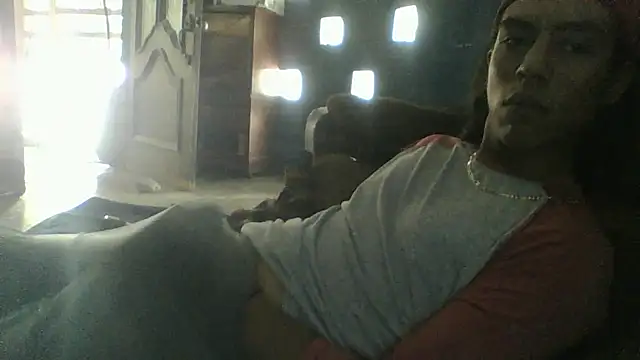 AlexAlejandro13 webcam