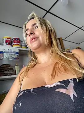 sammyqueenx21 webcam