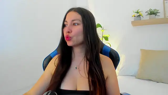 bella_99_ webcam