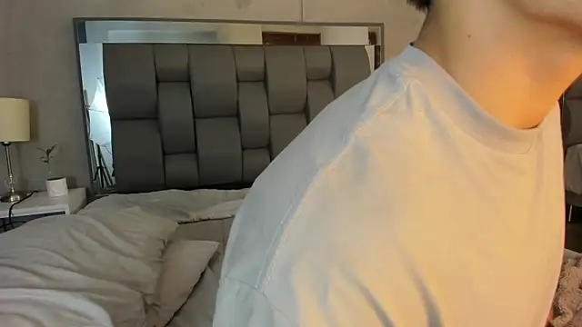 charlie___musk (M twink) - Let´s cum together!