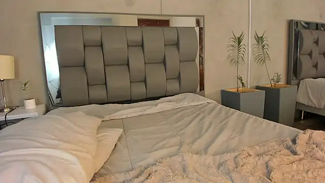 Charlie___Musk webcam