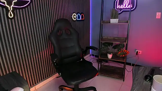 Emily_robertss1 webcam