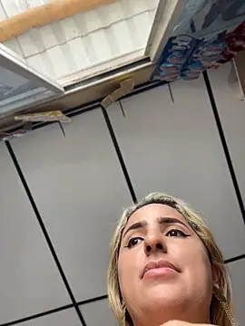 sammyqueenx21 webcam