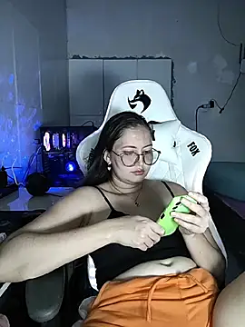 Fetichista23 webcam