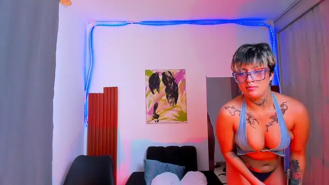 Rebeka-baker webcam