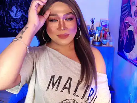 MelindaOnDuty_ webcam