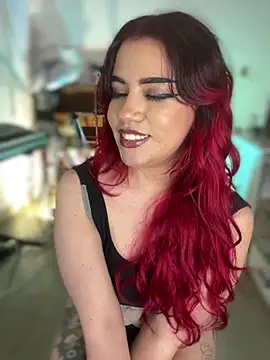 NikkiNix webcam