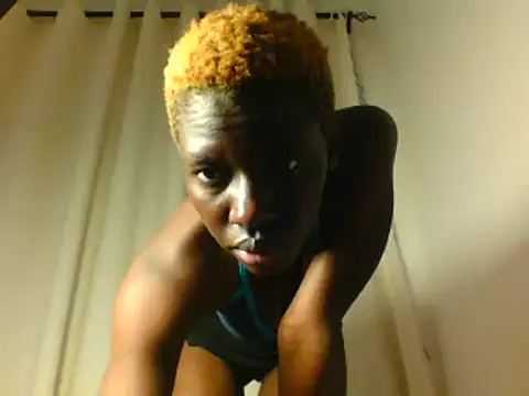 Goldy_petite webcam