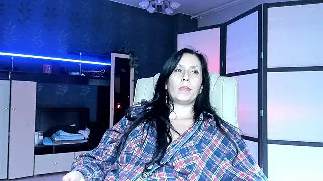 Lucky_Milf webcam