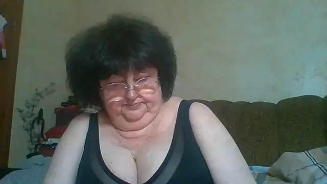 MilaSky5303 live cam on StripChat
