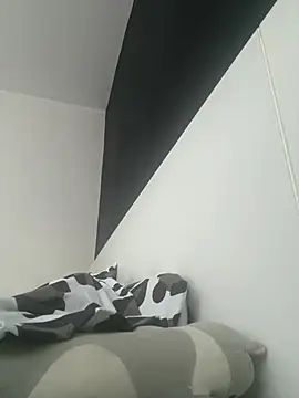 MikyVesela webcam