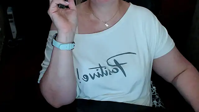 AlisaHot55 webcam