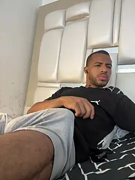 Criistian_prado webcam