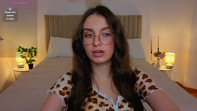 Real_cutie1 webcam