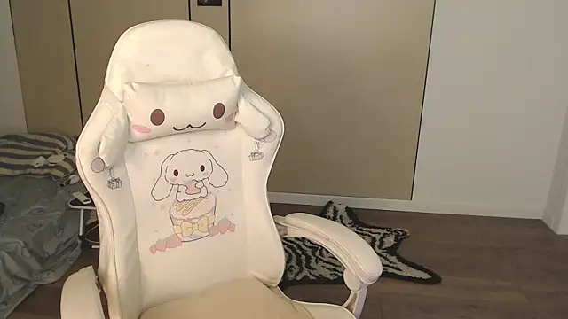 ka00ru_chan webcam