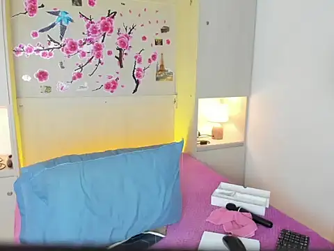 TaylorBloom webcam
